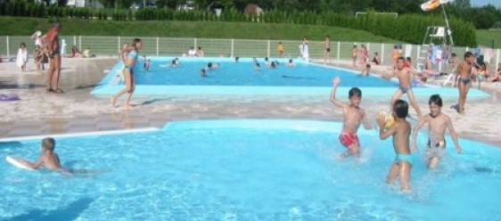 Image Piscine de Chaux des Crotenay