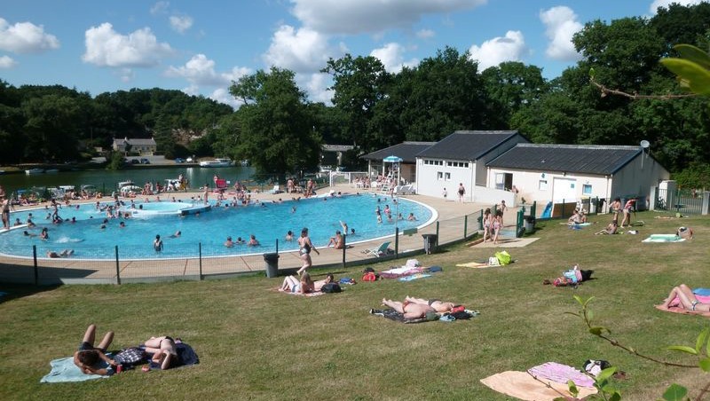 Image Piscine de Guenrouet