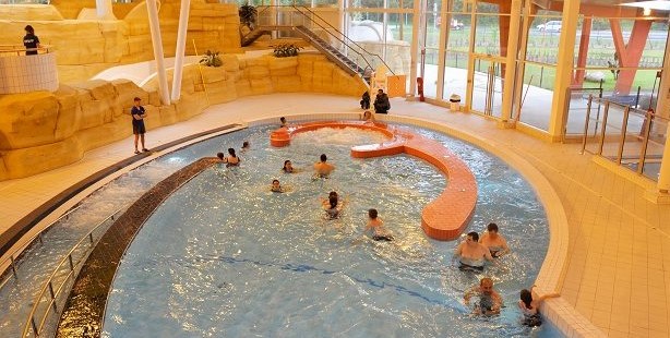 Image Piscine  L'émeraude de Louvroil