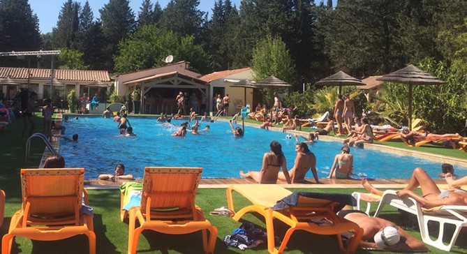 Image Piscine du camping de Taradeau