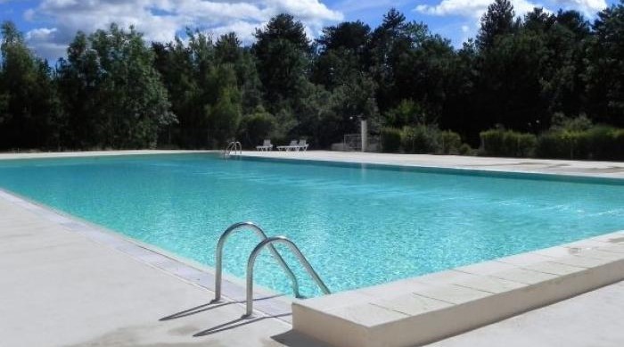 Image Piscine de Sault