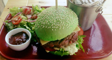 Image Manhattan Café - Restopolitan - Offre : Entrée + Plat au choix à la Carte (hors Menu)