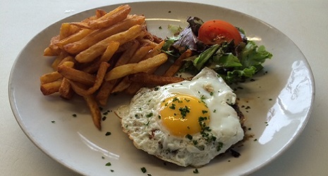 Image Le Saint-Jean - Restopolitan - Offre : Entrée + Plat au choix à la Carte (hors Gambas, hors carpaccio) Conditions : 2 boissons minimum par table